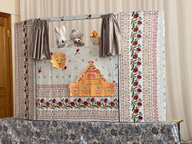 Кукольный спектакль "Заюшкина избушка" Кукольный спектакль "Заюшкина избушка".